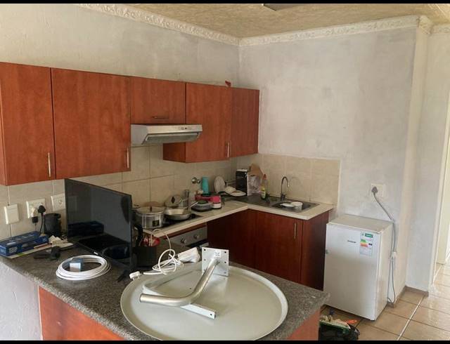 2 BEDROOM APARTMENT FOR SALE IN COMET